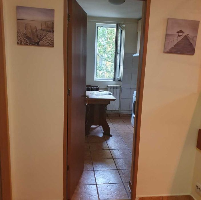 Apartament 3 camere decomandat Calea București