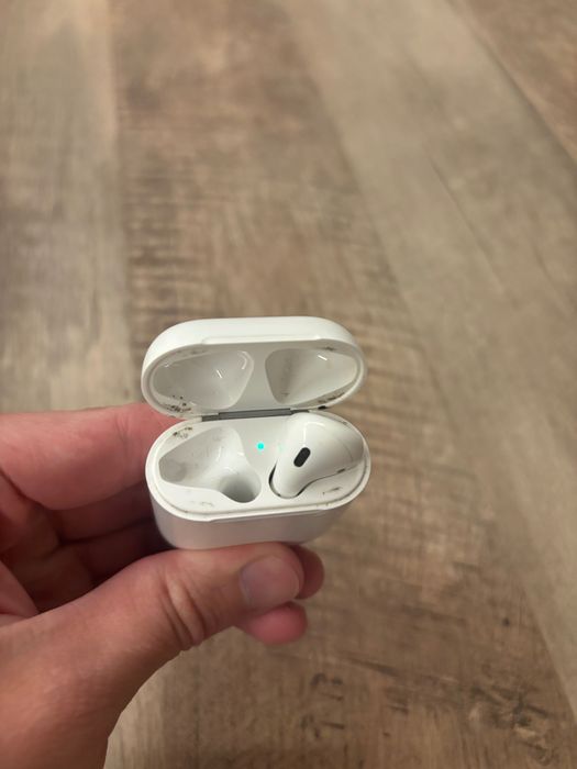 AirPods 2 (правый)