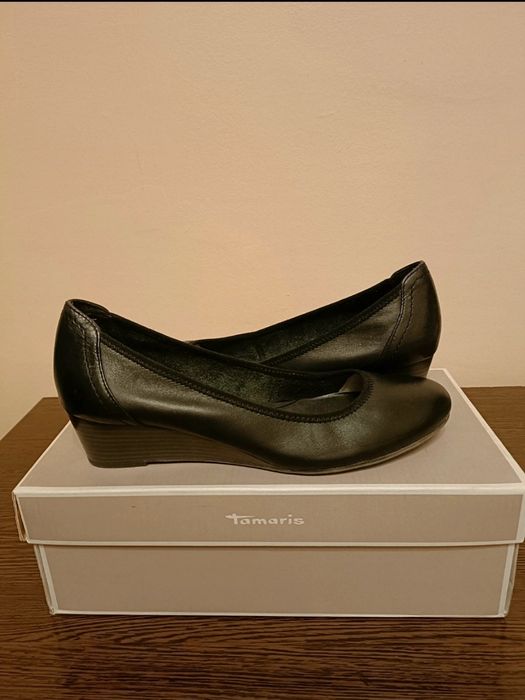 Pantofi Tamaris din piele