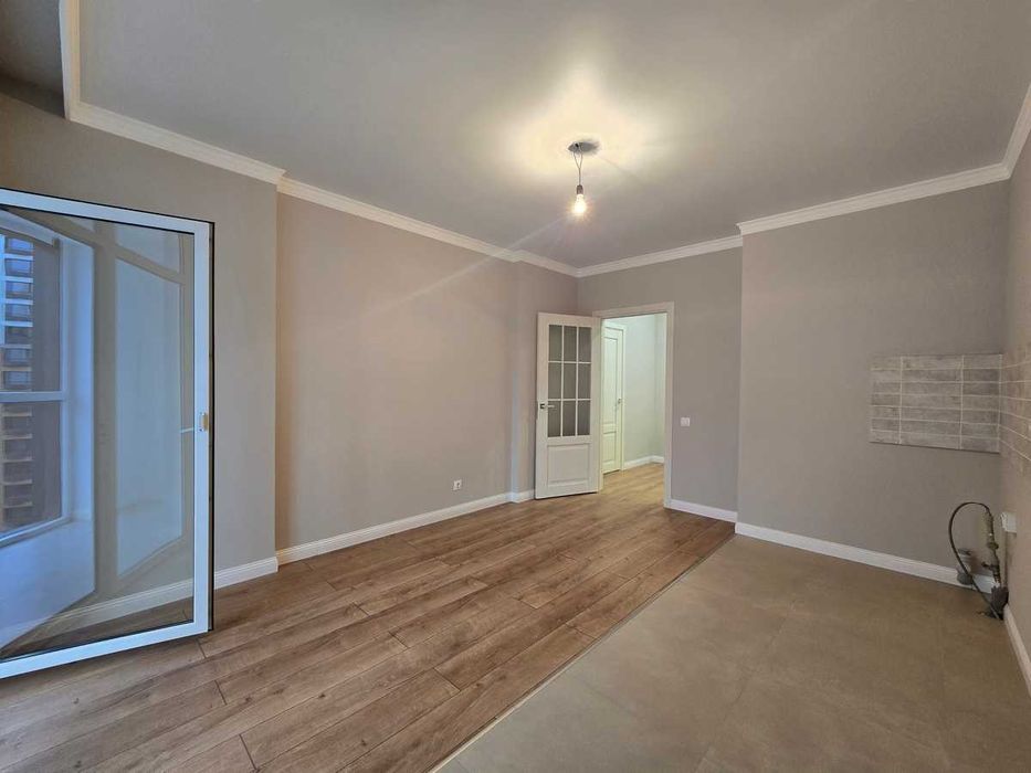 Продам 1 ком квартиру Варламова 27В