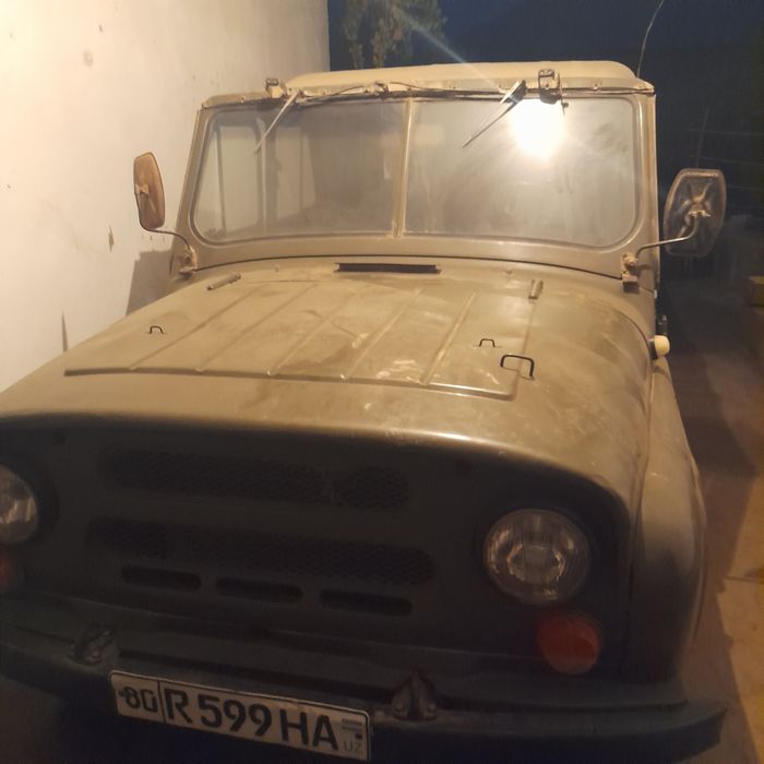 УАЗ газ 69 сотилади