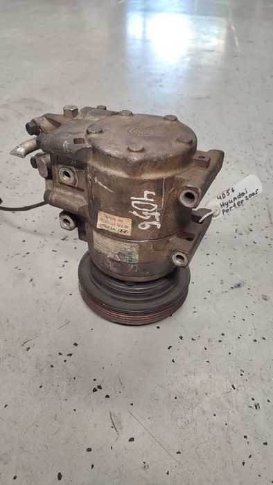 Компрессор кондиционера Hyundai Porter 4D56