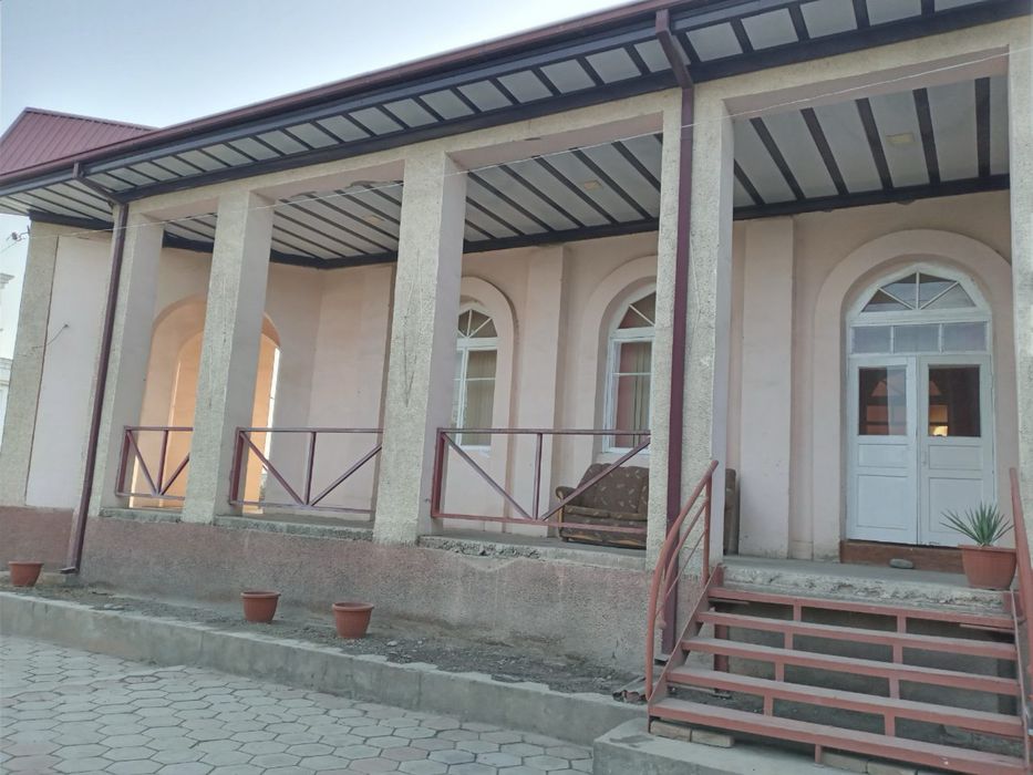 Нотурар ер сотилади