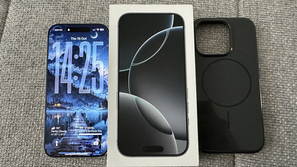 iPhone 16 Pro 256 GB - IMPECABIL- White Titanium (eSIM) + Husă Beats MagSafe