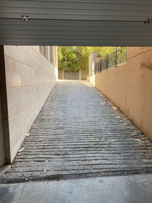 Дава се под наем Гараж / Паркомясто в Стара Загора, Център - 24 кв.м за 91.8 € - Снимка #5