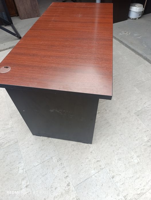 Продам офисный стол