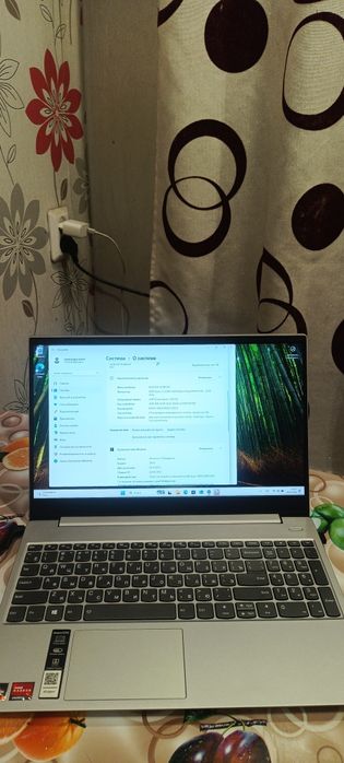 Продам ноутбук Lenovo