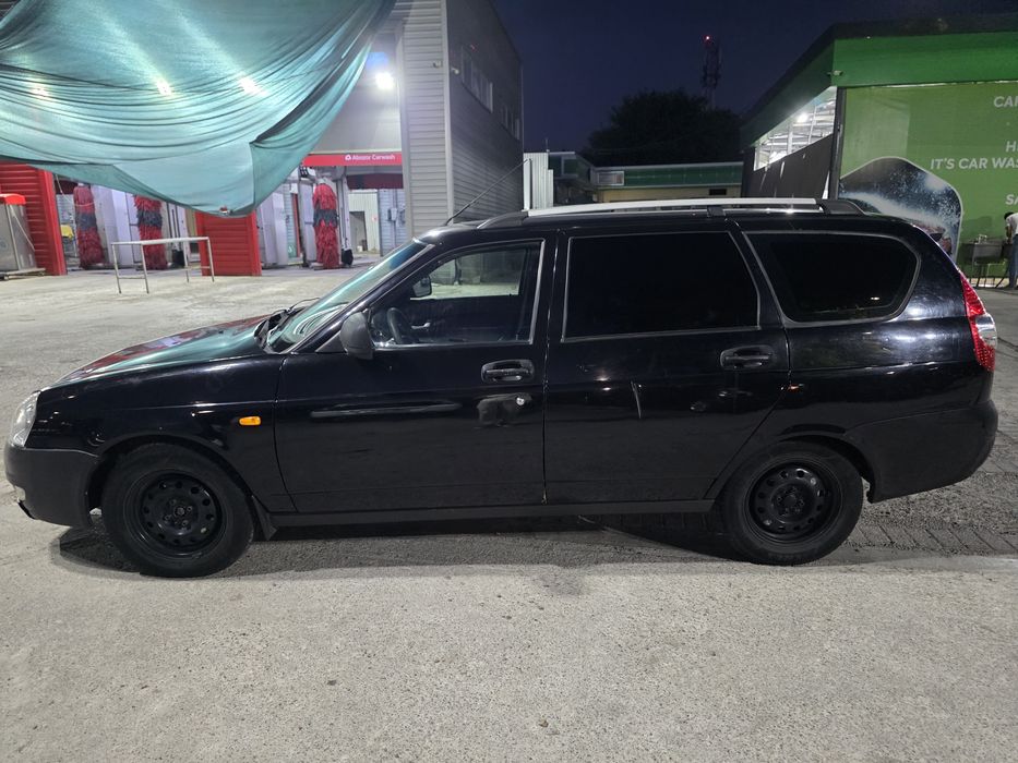 Lada Priora universal 2012