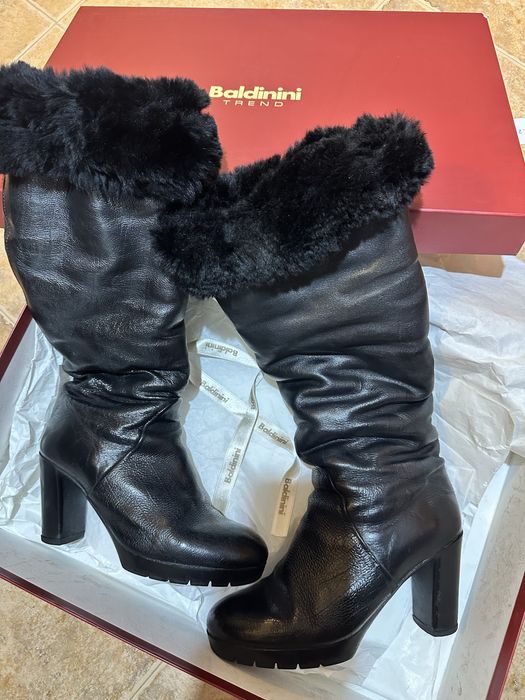 Оригинални ботуши с естествена вата и пух Baldinini Trend, 37