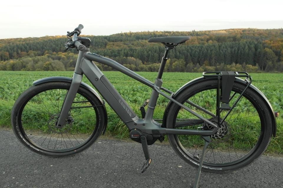 Canyon Electrica 2024 Smart System Bosch ultima Generație