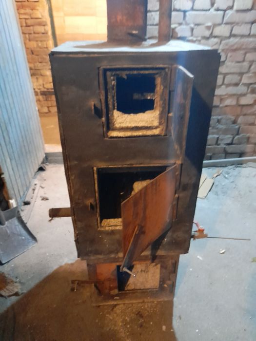 Комбиниран котел за парно с помпа