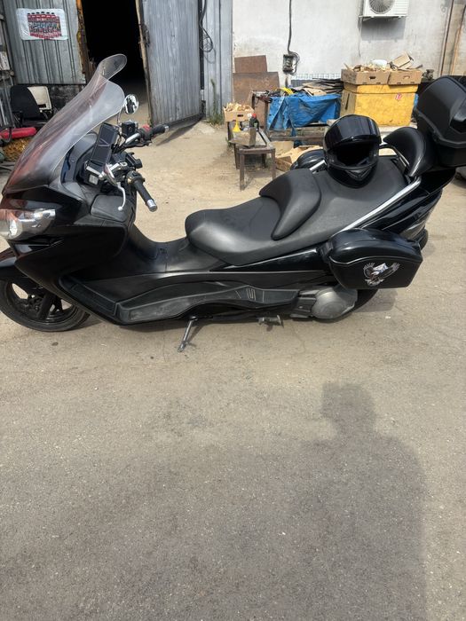 Продам махси скутер