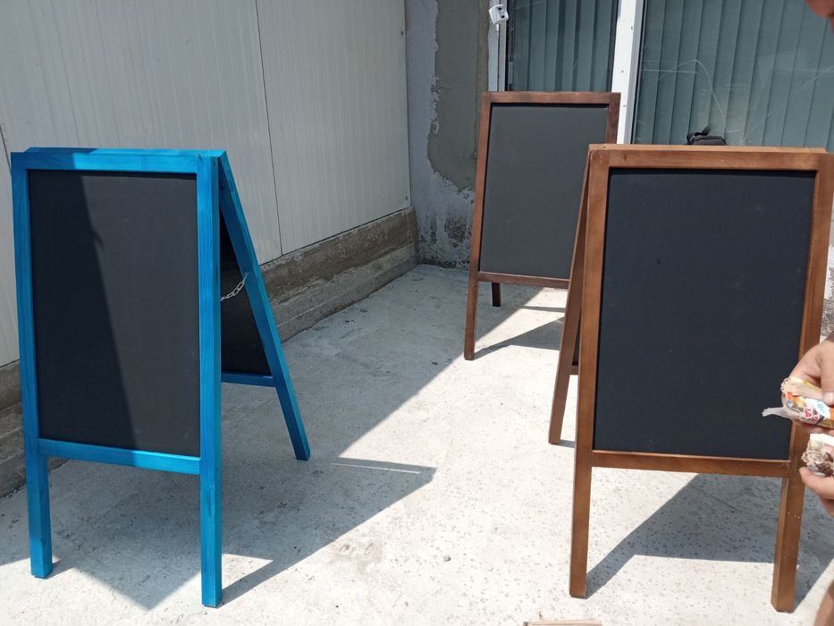 Черна дъска за реклама и менюта