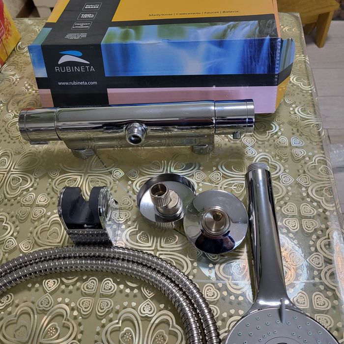 Смеситель для ванны