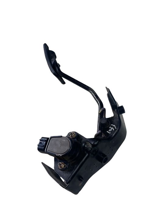 Pedala De Acceleratie Toyota Avensis _T25_ 2003 - 2008 73111-35030