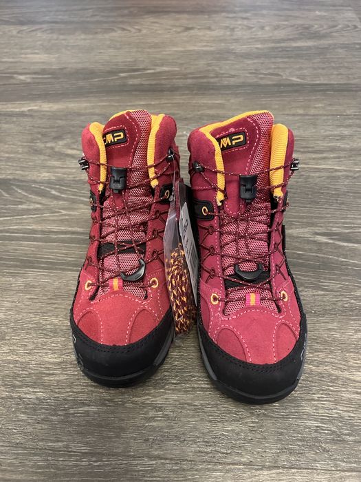 Vand papuci drumetie CMP noi