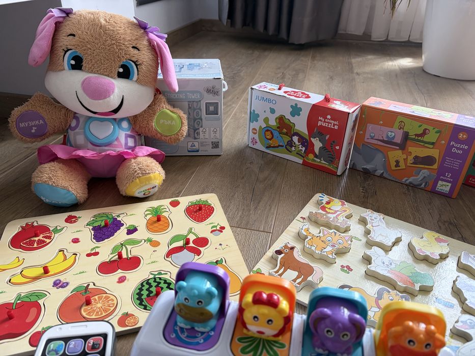 Играчки за детенце