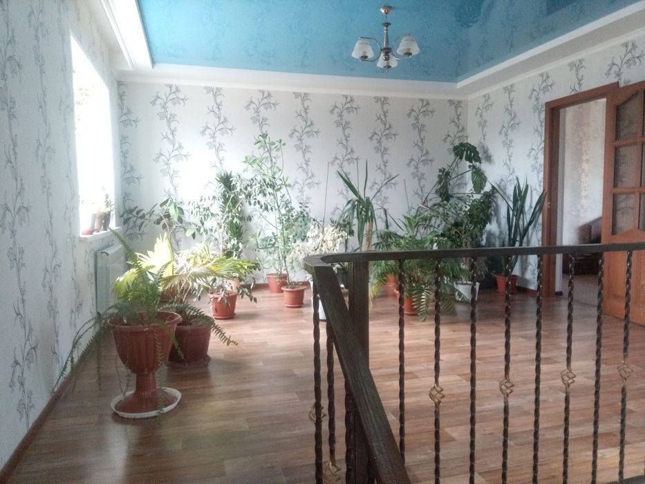 Продам 2-х  коттедж