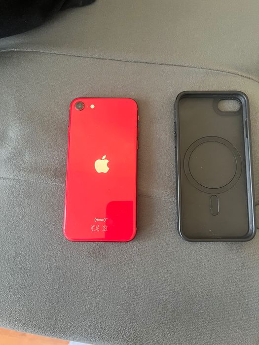 iPhone SE 2020 Второ поколение