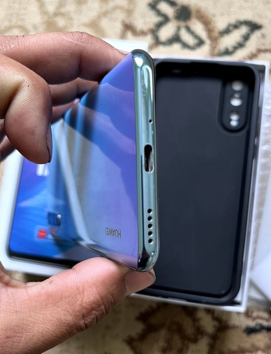 HUAWEI Y8p 2020г.