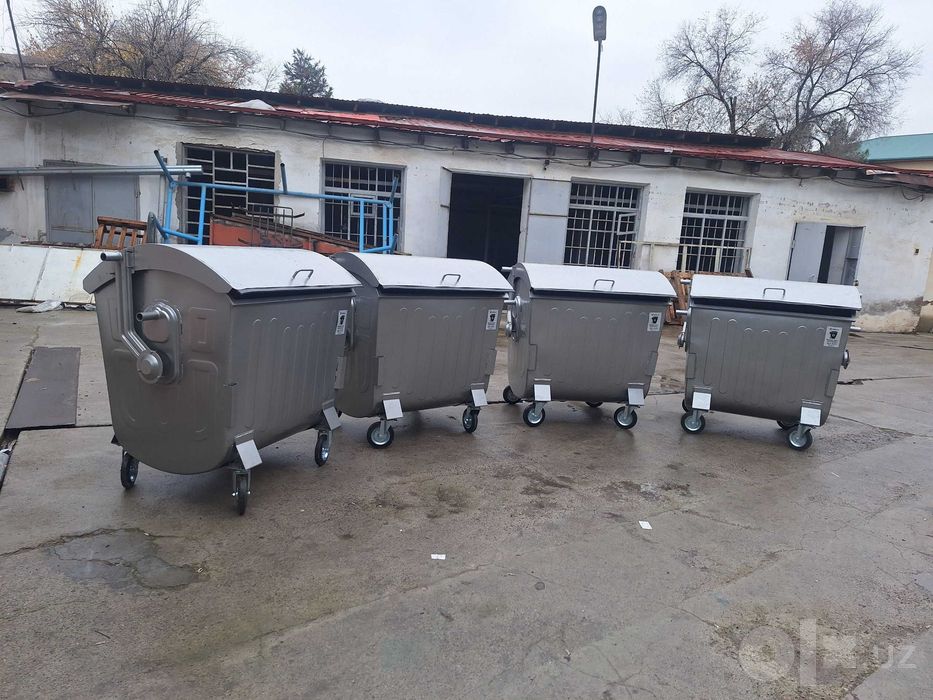 Металлический мусорный бак 1100 л