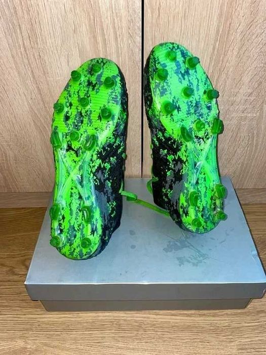 !! Reducere !! Ghete de fotbal puma future