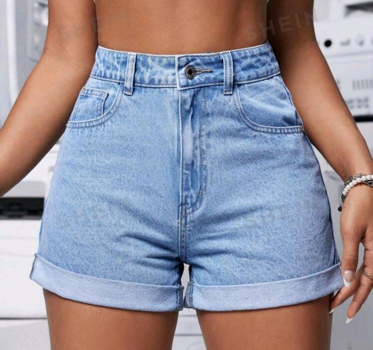 Чисто нови къси панталони SHEIN