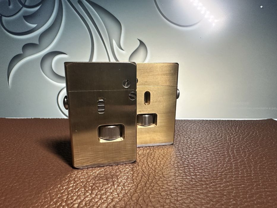 Зажигалка бензиновая