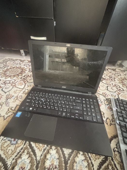 Ноутбук сатылады