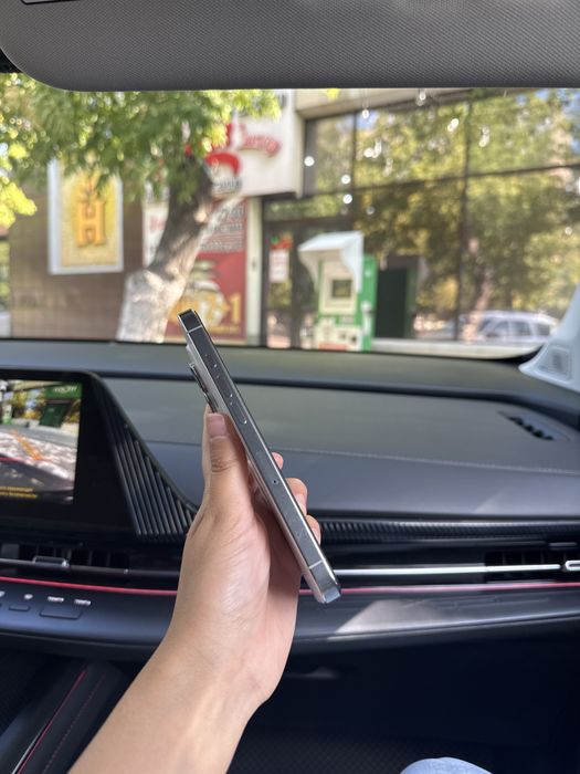 iphone 16 pro продается