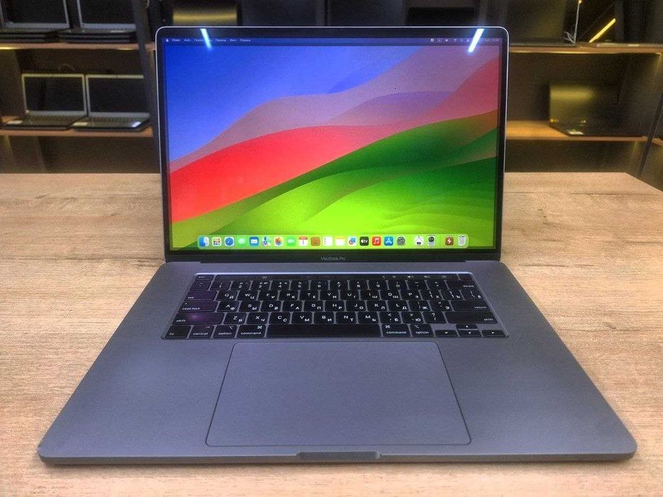 Многозадачный MacBook Pro 16 2019 - Core i7/32GB/SSD 500GB/UHD