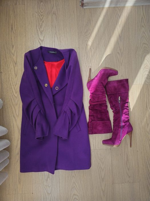 Продам  пальто 44 р.и сапоги 37р.