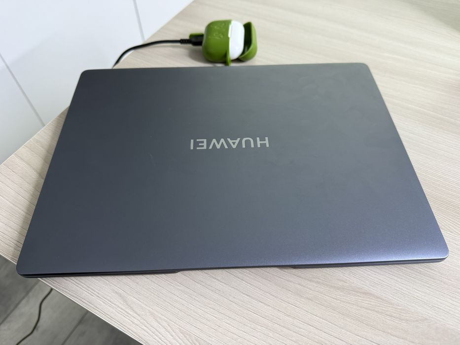 Huawei MateBook 14