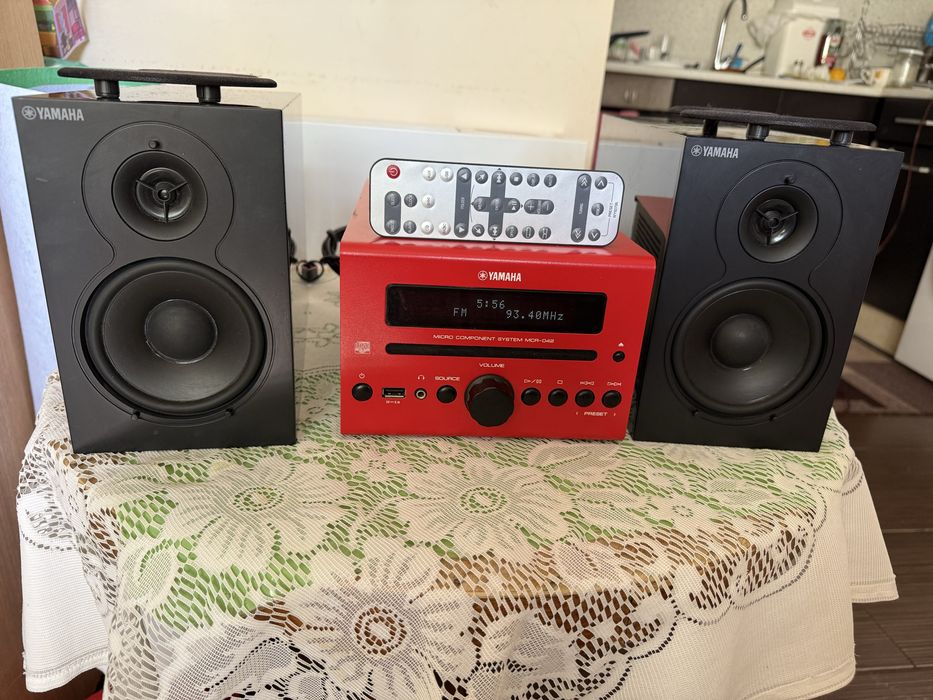Yamaha MCR-042  NS-BP110 Мини система