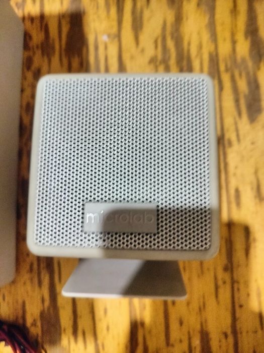 Сабвуфер акустической системы Microlab M-800.