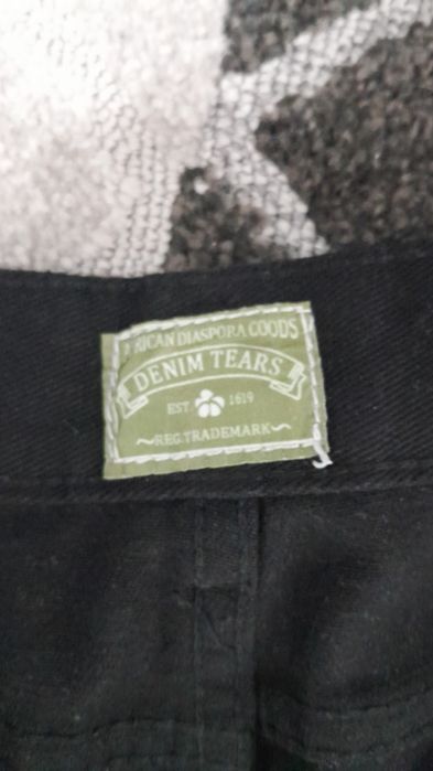 Продам    джинсы