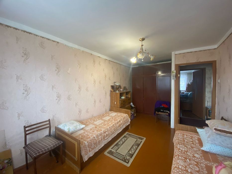 Продам 2 комнатную квартиру