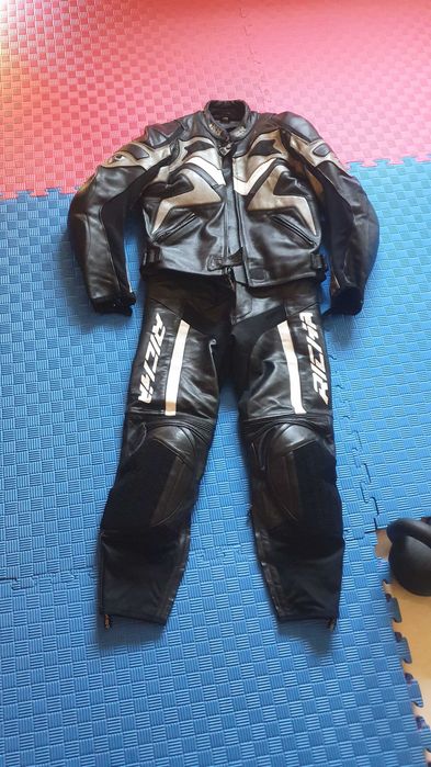 Кожен мото екип 2 части RICHA и IXS  размер 50-52 цена 109/209/309 лв.