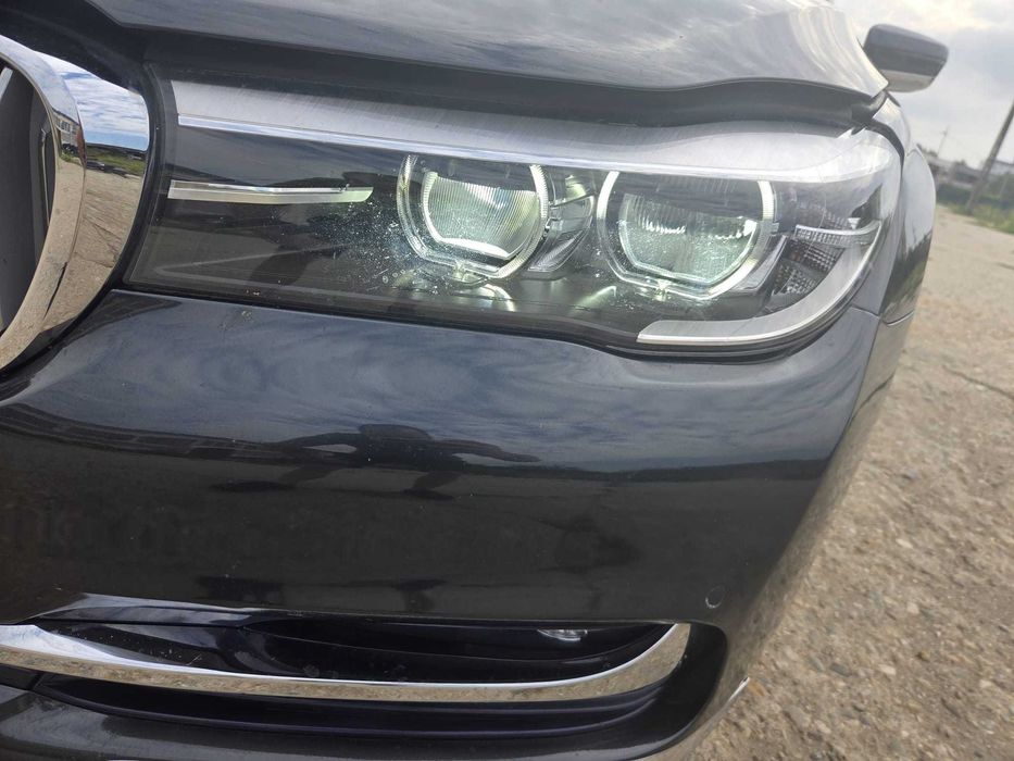 Far faruri led stanga dreapta BMW seria 7 G11 G12 cod 7463753 7463754