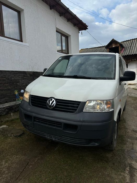 Vând duba t5 recent adusă