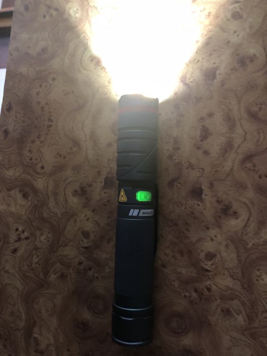 Lanterna led UV 300 lm