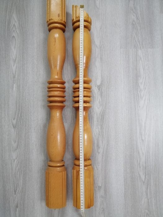 Vând stâlpi (baluștri) lemn stejar