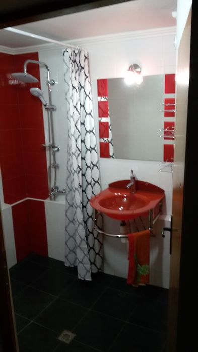 Дава се под наем Двустаен апартамент в Плевен, Широк център - 55 кв.м за 255 € - Снимка #1