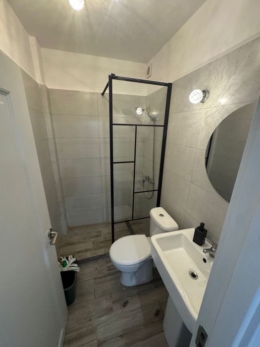 Inchiriez garsoniera in Tunari