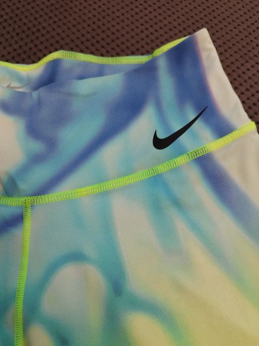 Nike Dri-Fit Legendary Lava ,дамски клин , Adidas 
Оригинален дамски к