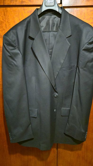 Нов мъжки костюм голям размер !