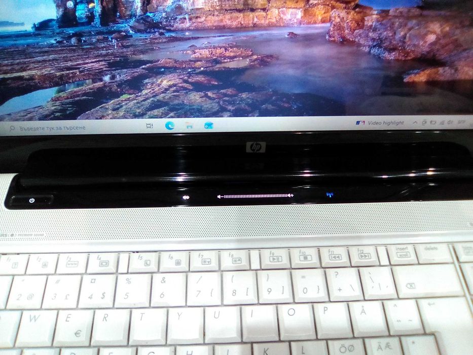 Лаптоп HP Pavilion dv6 Entertainment PC - два процесора