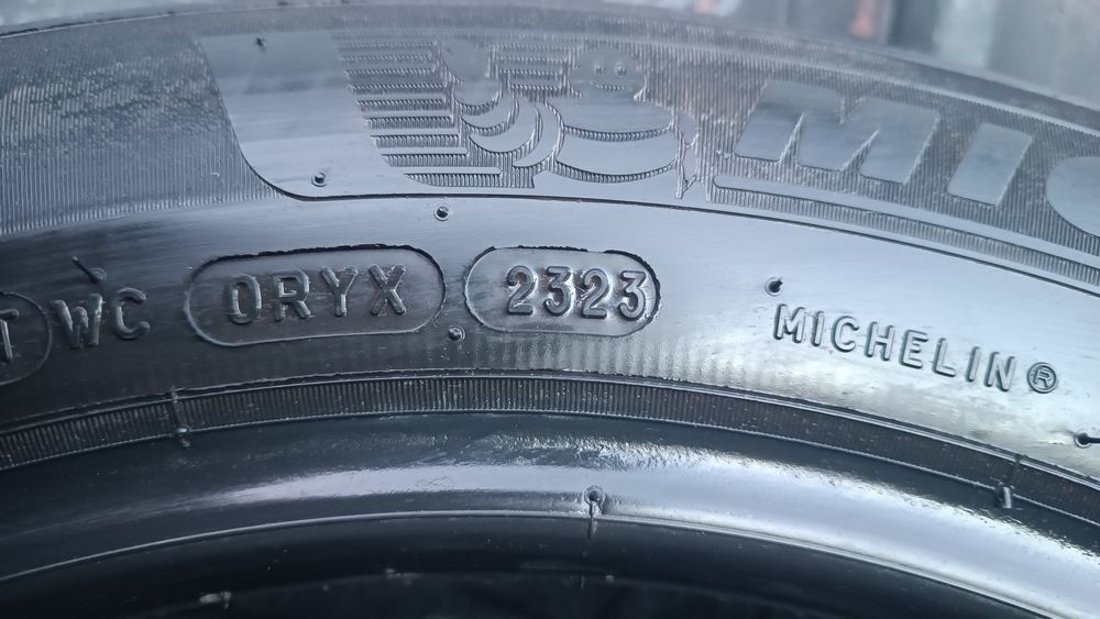 205/55/16 Michelin Дот 2323