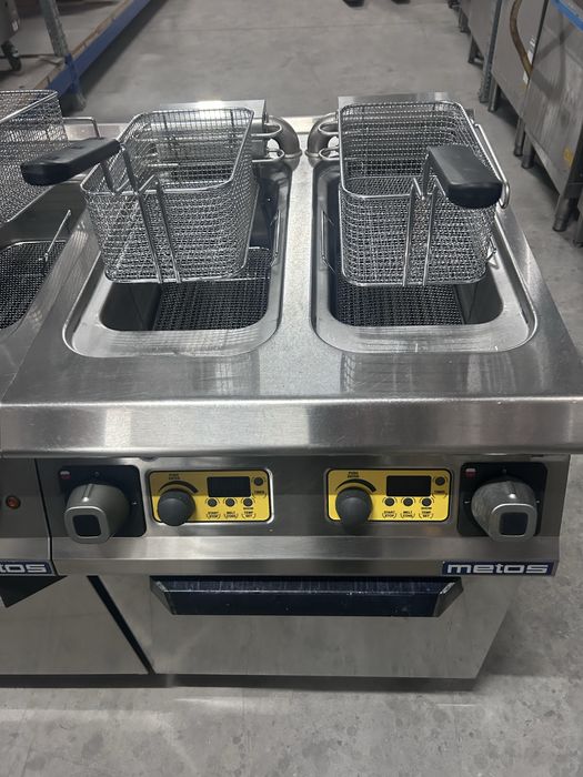 Baterie prajire  / friteuza 4 cuve Metos