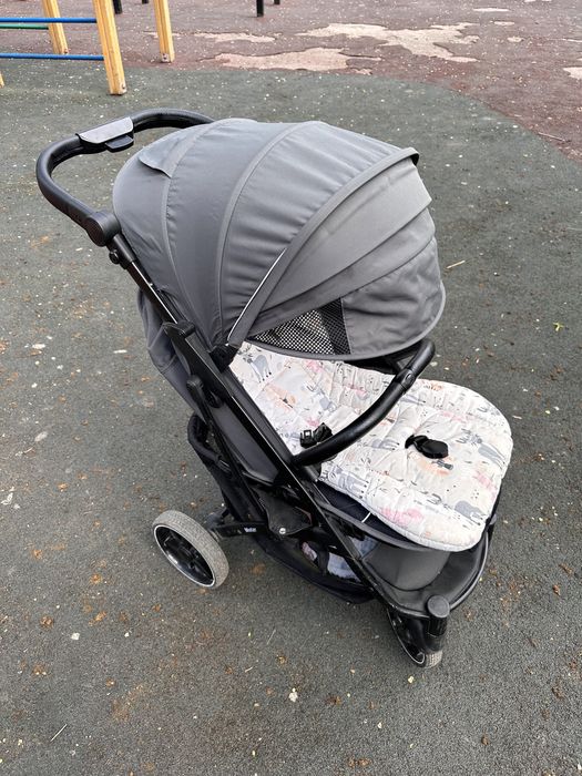 Продам детскую коляску